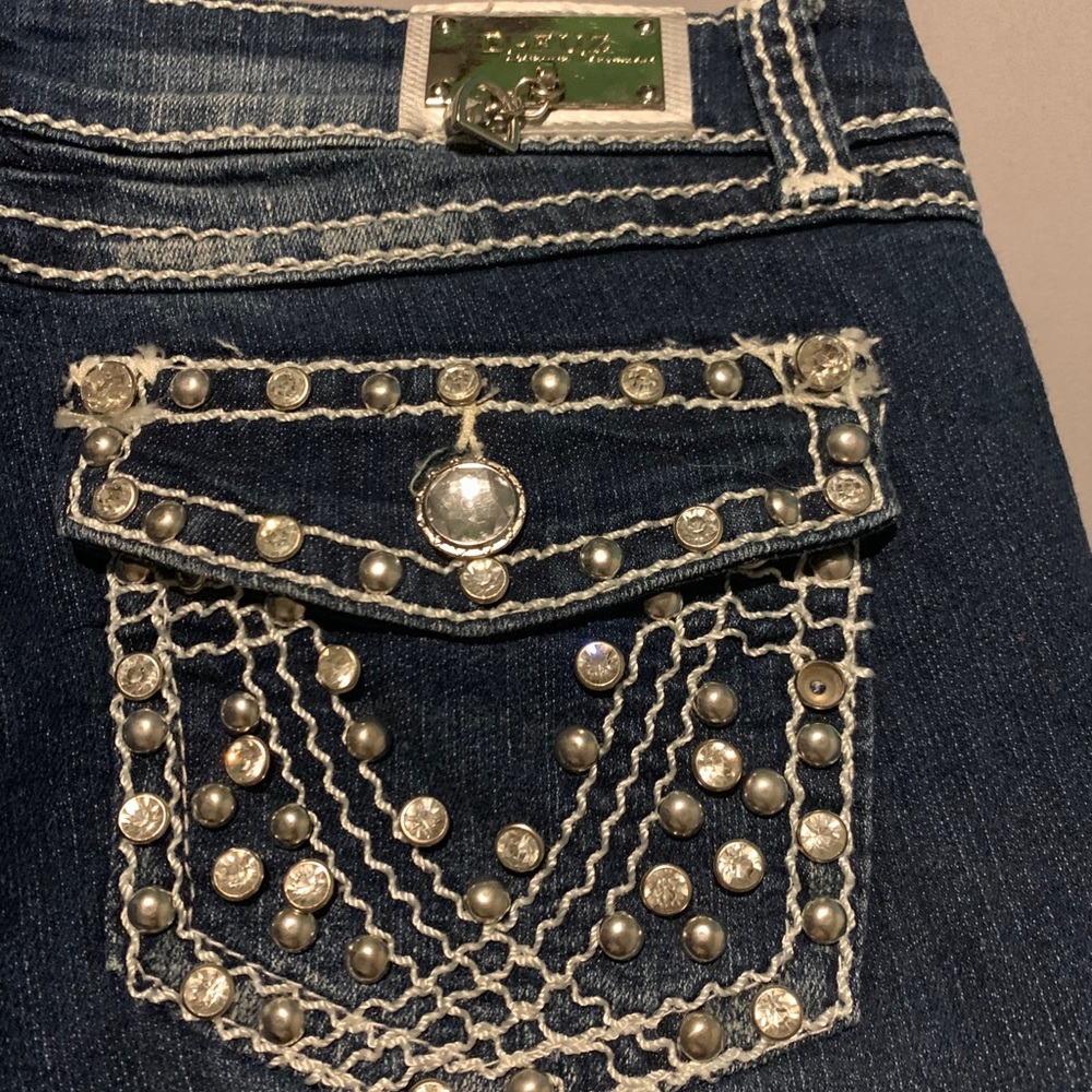 Capris - Picture 2 of 4
